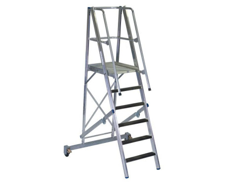 Podestleiter mit Antirutschbelag