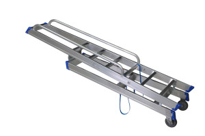Stufenstehleiter einseitig begehbar mit Bügel, beidseitigem Handlauf, Transportrollensatz montiert und Aussteifungsstreben