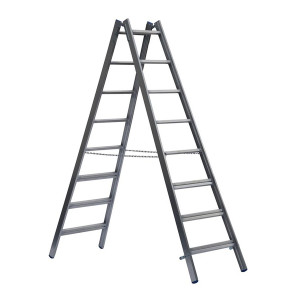 Sprossenstehleitern mit Ketten 